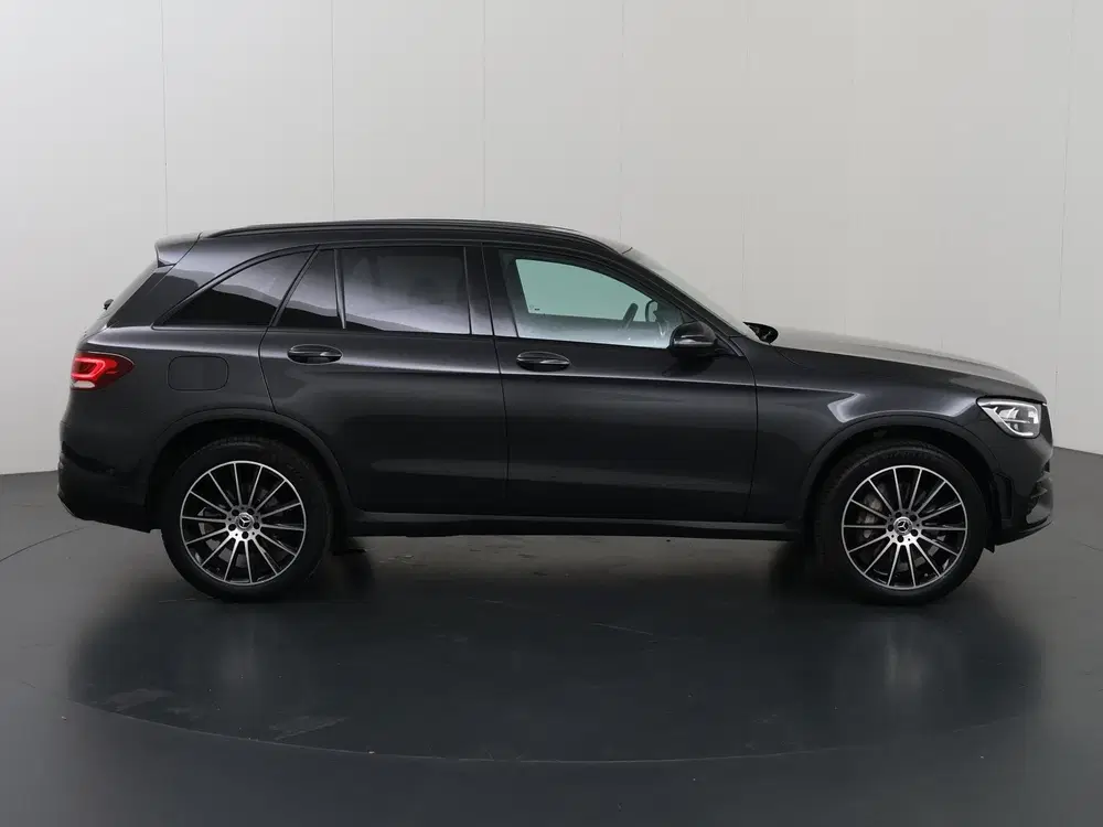 Mercedes-Benz GLC 300e 4MATIC Business Solution AMG uit 2022, foto 6