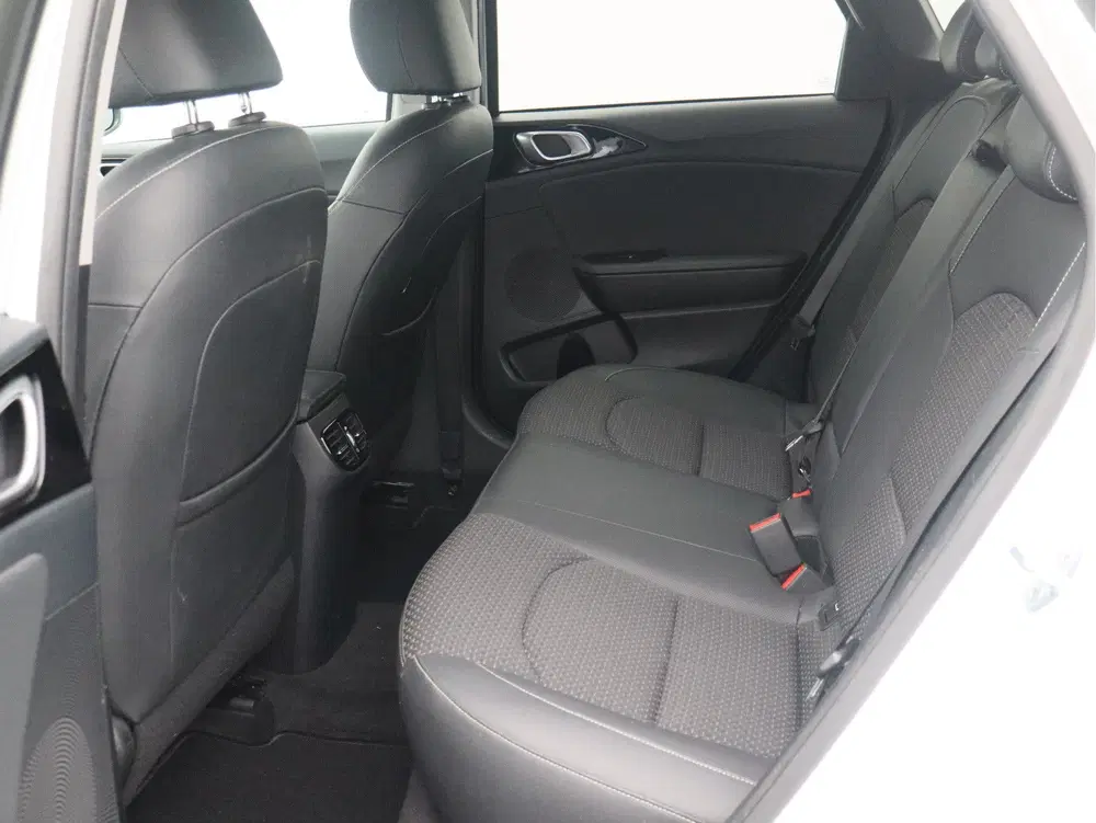 Kia Ceed 1.0 T-GDi DynamicPlusLine uit 2021, foto 10