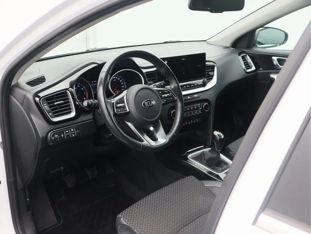 Kia Ceed 1.0 T-GDi DynamicPlusLine uit 2021, foto 14