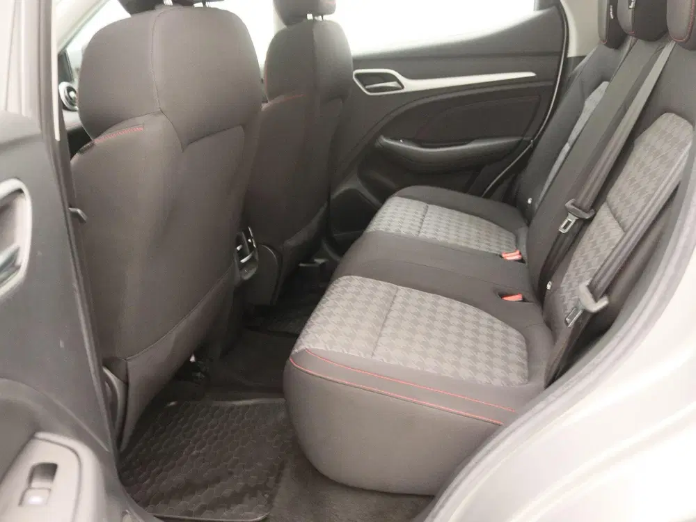 MG ZS Long Range Comfort 70 kWh uit 2023, foto 13