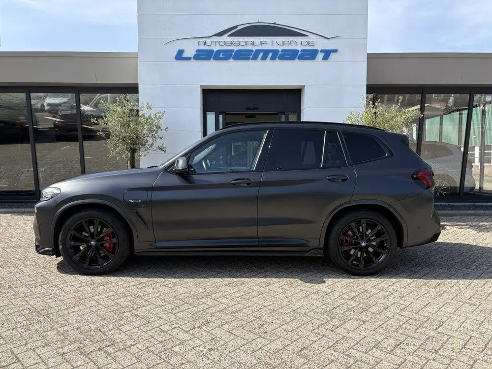 BMW X3 xDrive 30e M-Sport uit 2022, foto 2