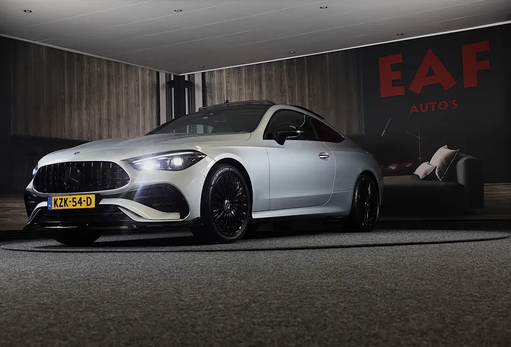 Mercedes-Benz CLE CLE Coupé 300 e AMG Line uit 2025, foto 4