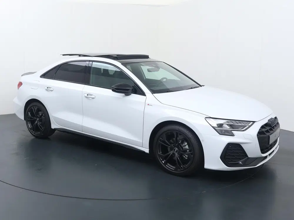 Audi A3 30 TFSI S edition 116 pk S-tronic uit 2026, foto 3