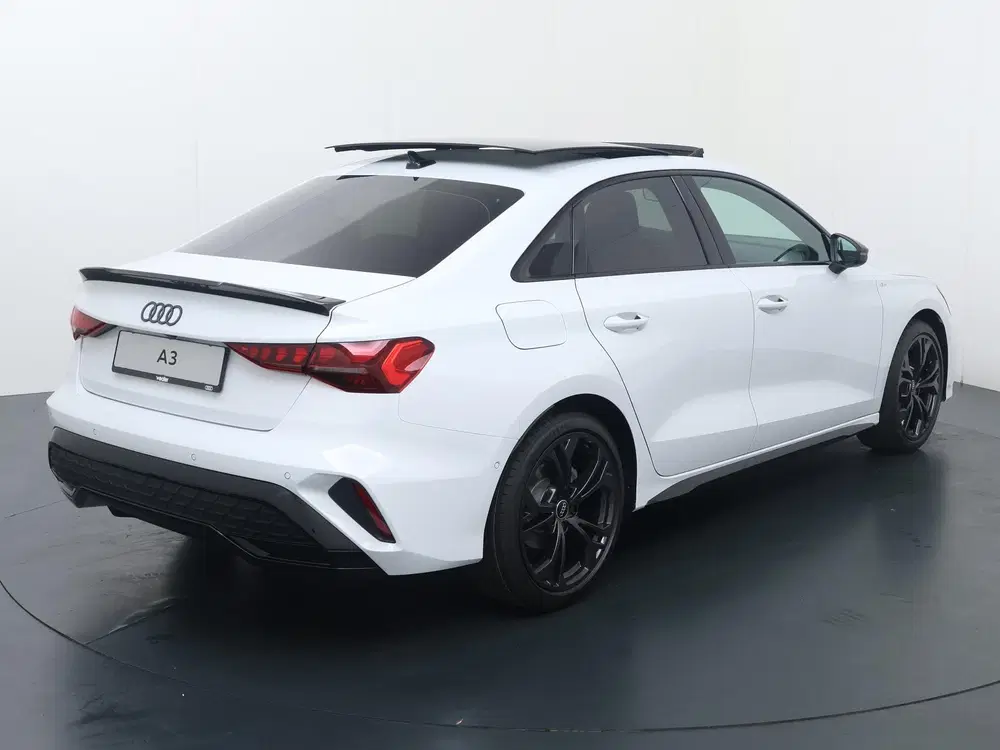 Audi A3 30 TFSI S edition 116 pk S-tronic uit 2026, foto 5