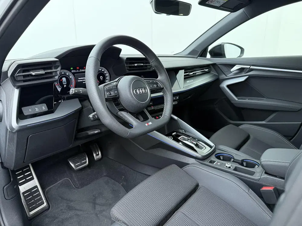 Audi A3 30 TFSI S edition 116 pk S-tronic uit 2026, foto 6