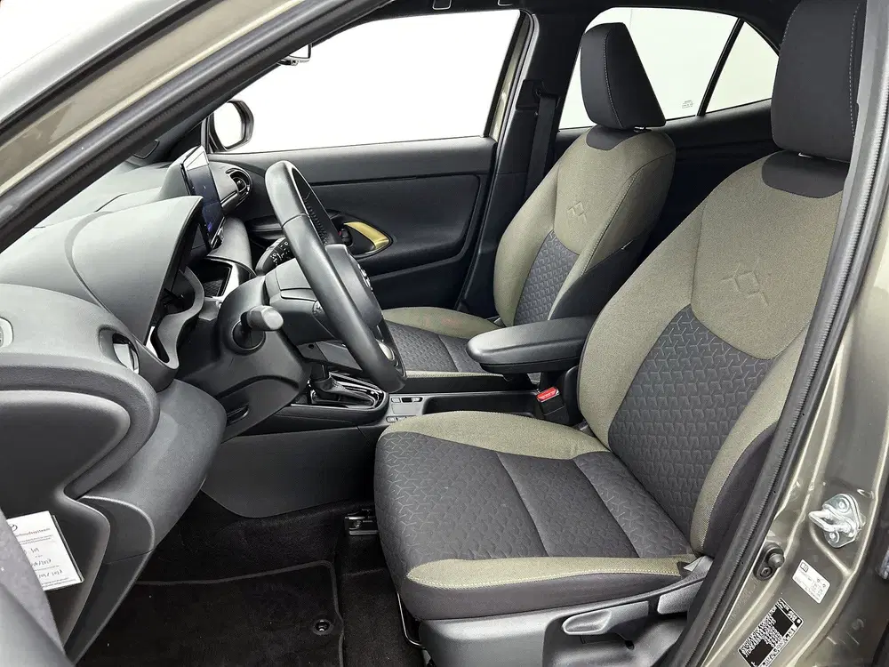 Toyota Yaris Cross 1.5 Hybrid Explore uit 2023, foto 15