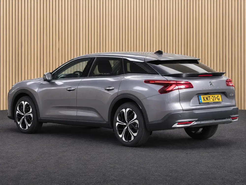 Citroën C5 X Citroen C5 X Hybrid 145 Max Final Edition uit 2026, foto 2