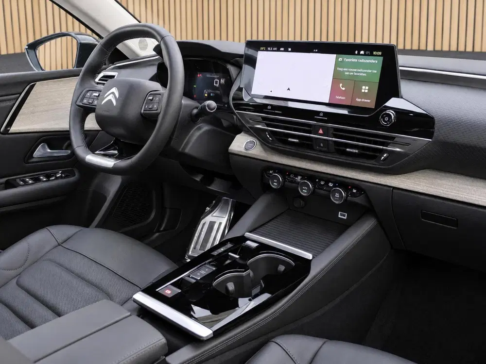 Citroën C5 X Citroen C5 X Hybrid 145 Max Final Edition uit 2026, foto 3