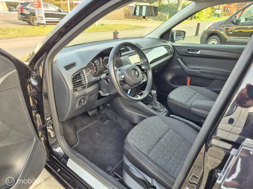 Skoda Fabia 1.0 TSI Business Edition uit 2021, foto 3