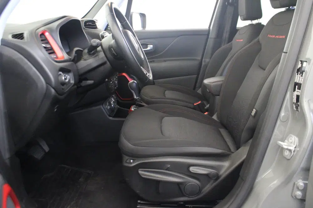Jeep Renegade 4xe 240 Plug-in Hybrid Electric Trailhawk uit 2022, foto 13