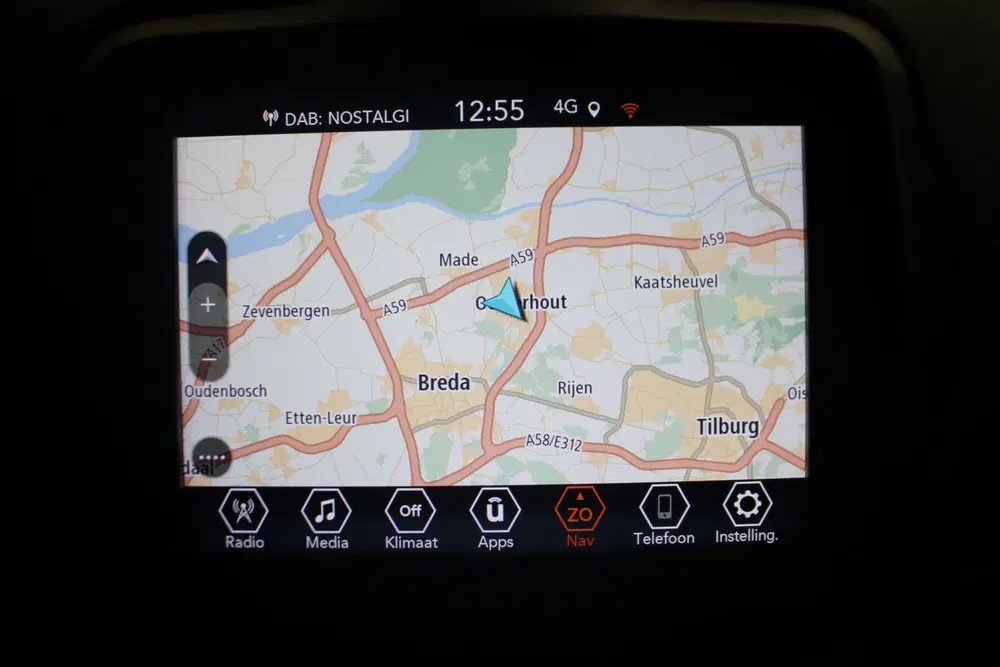 Jeep Renegade 4xe 240 Plug-in Hybrid Electric Trailhawk uit 2022, foto 4