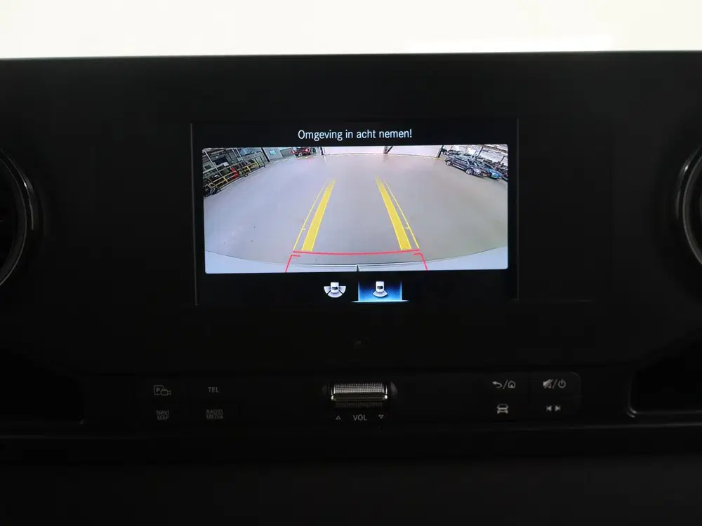 Mercedes-Benz Sprinter 317 CDI uit 2024, foto 13