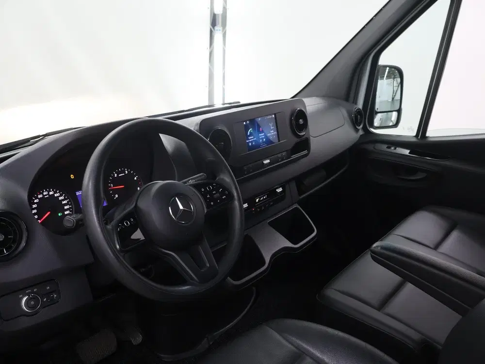 Mercedes-Benz Sprinter 317 CDI uit 2024, foto 7