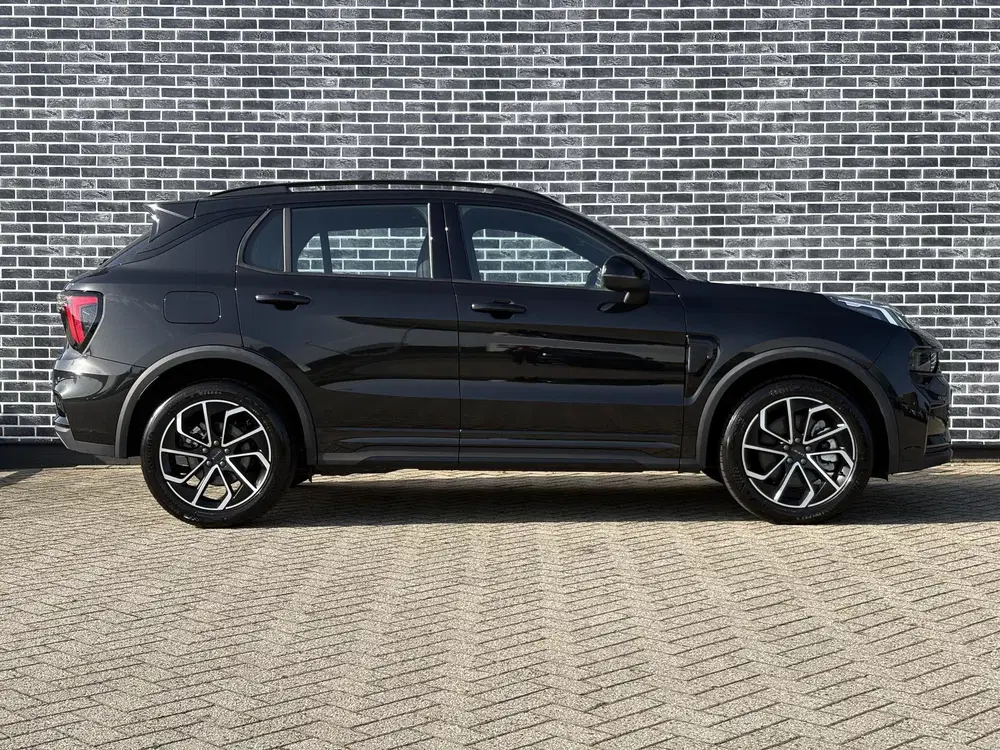 Lynk & Co 01 Plug-in Hybrid 1.5 Core uit 2025, foto 6