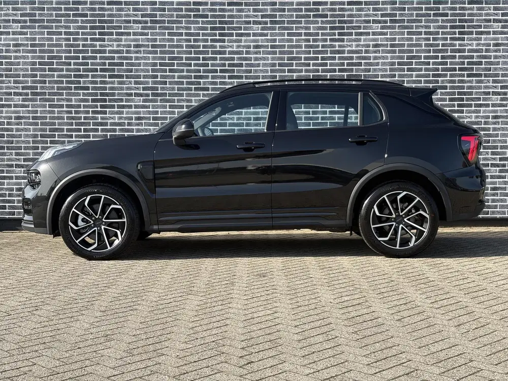 Lynk & Co 01 Plug-in Hybrid 1.5 Core uit 2025, foto 7