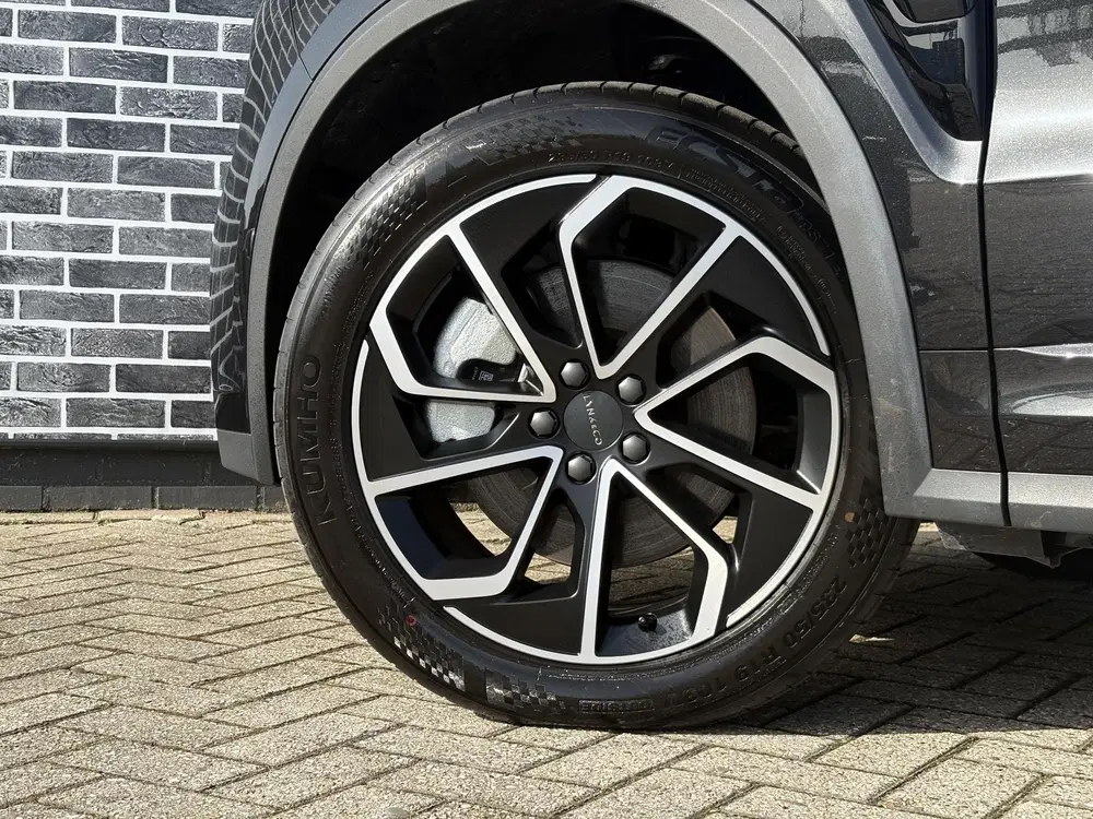 Lynk & Co 01 Plug-in Hybrid 1.5 Core uit 2025, foto 8