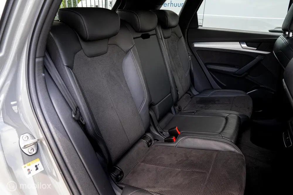 Audi Q5 50 TFSI e quattro 2x S Line edition PLUG I uit 2019, foto 12