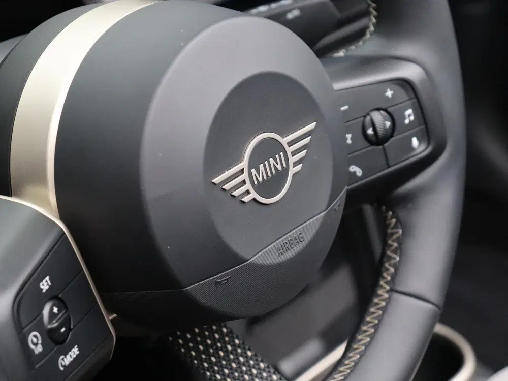 Mini Cabrio Cooper C Classic + Pakket M + Head-Up Disp uit 2025, foto 12