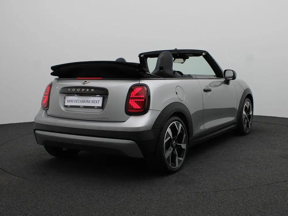 Mini Cabrio Cooper C Classic + Pakket M + Head-Up Disp uit 2025, foto 2