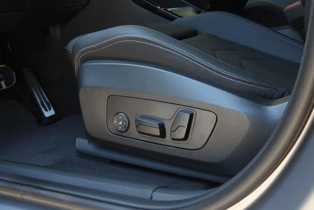 BMW iX2 xDrive30 M Sport uit 2026, foto 14