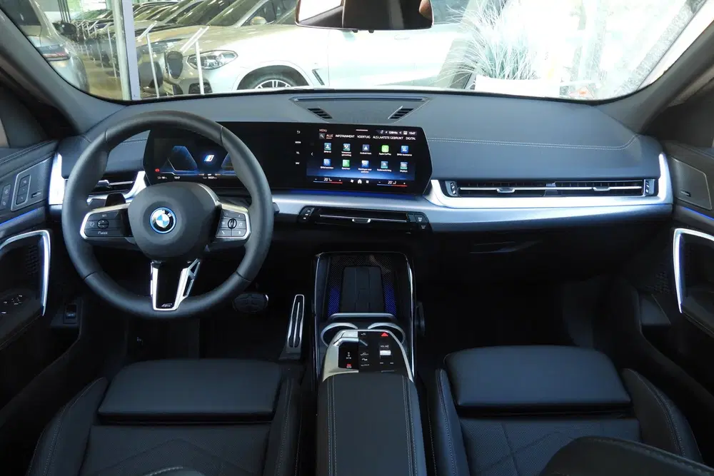 BMW iX2 xDrive30 M Sport uit 2026, foto 3