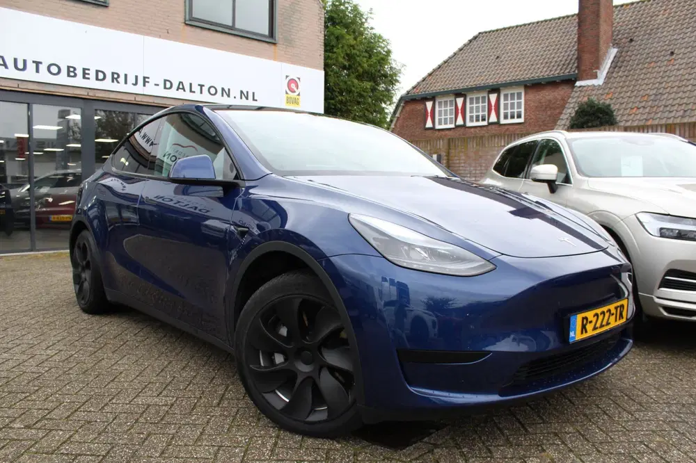 Tesla Model Y RWD SOH 92 % 1e EIG uit 2022, foto 6