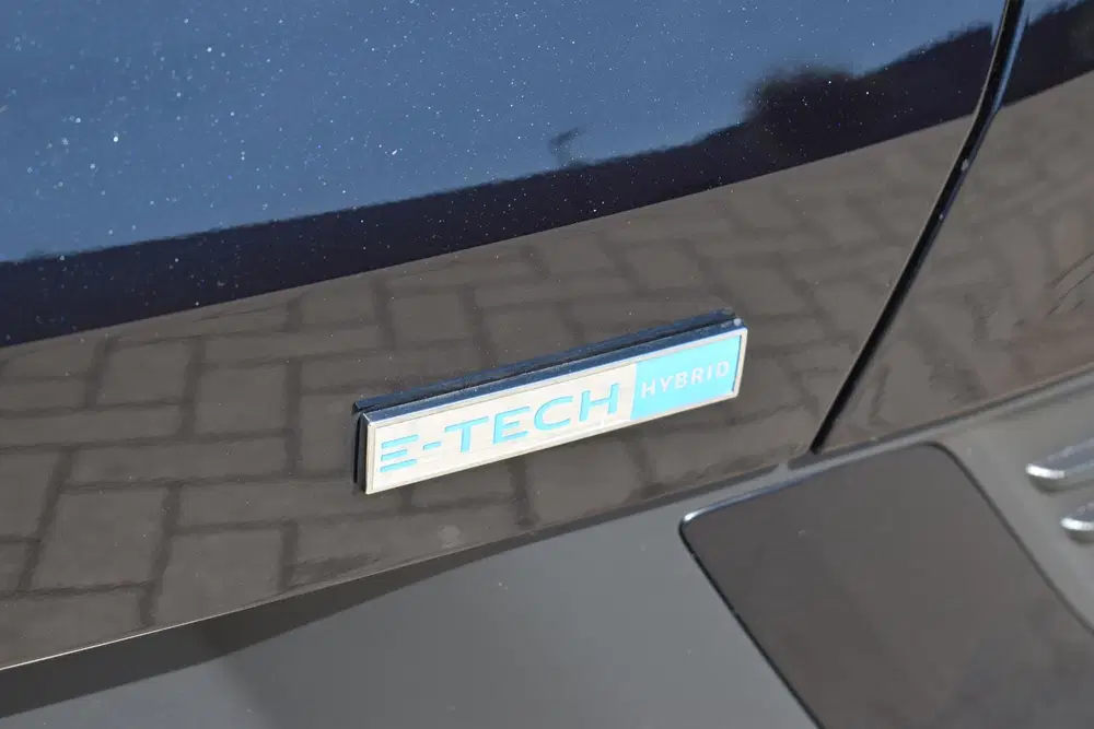 Renault Arkana E-Tech Hybrid 145 RS line uit 2022, foto 9