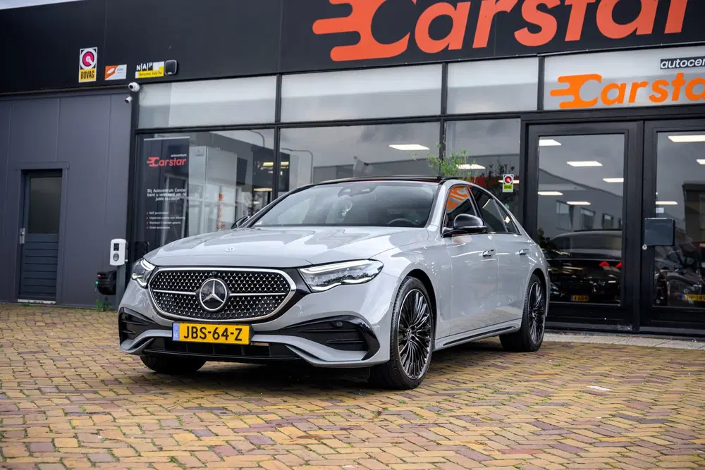 Mercedes-Benz E-Klasse 300 e Sport Edition uit 2025, foto 4