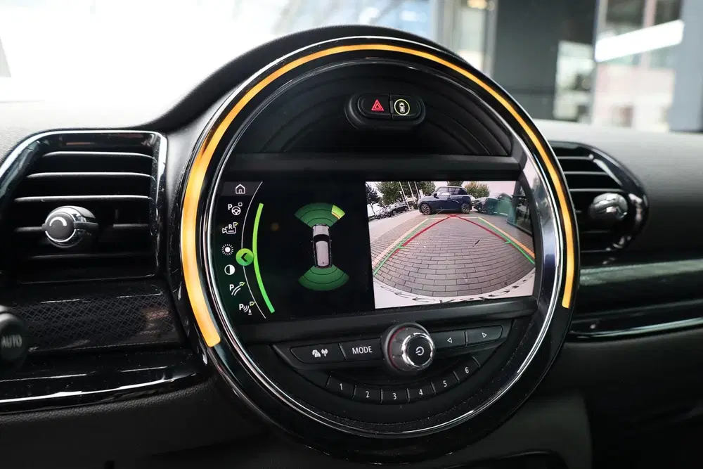 Mini Clubman Cooper S uit 2019, foto 14