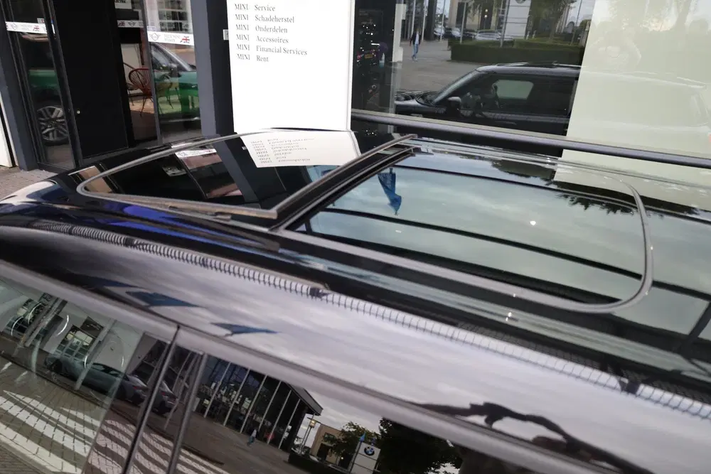 Mini Clubman Cooper S uit 2019, foto 8