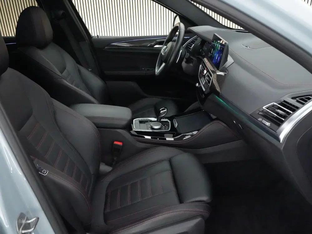 BMW X4 xDrive 360pk High Executive uit 2021, foto 9