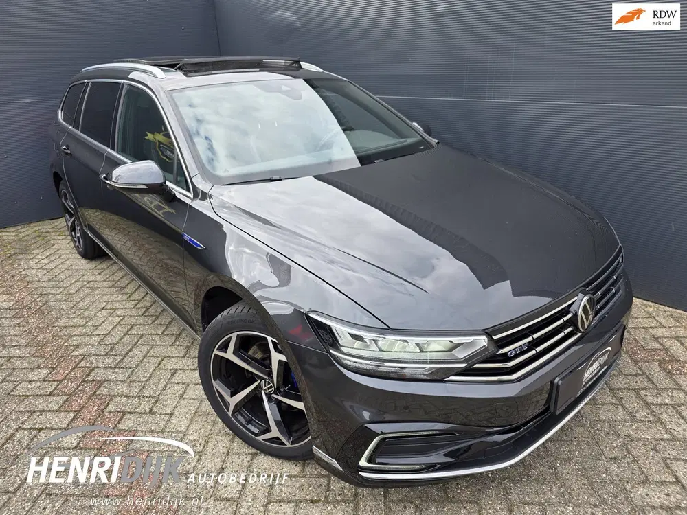 Volkswagen Passat 1.4 TSI PHEV GTE Business Pano uit 2022