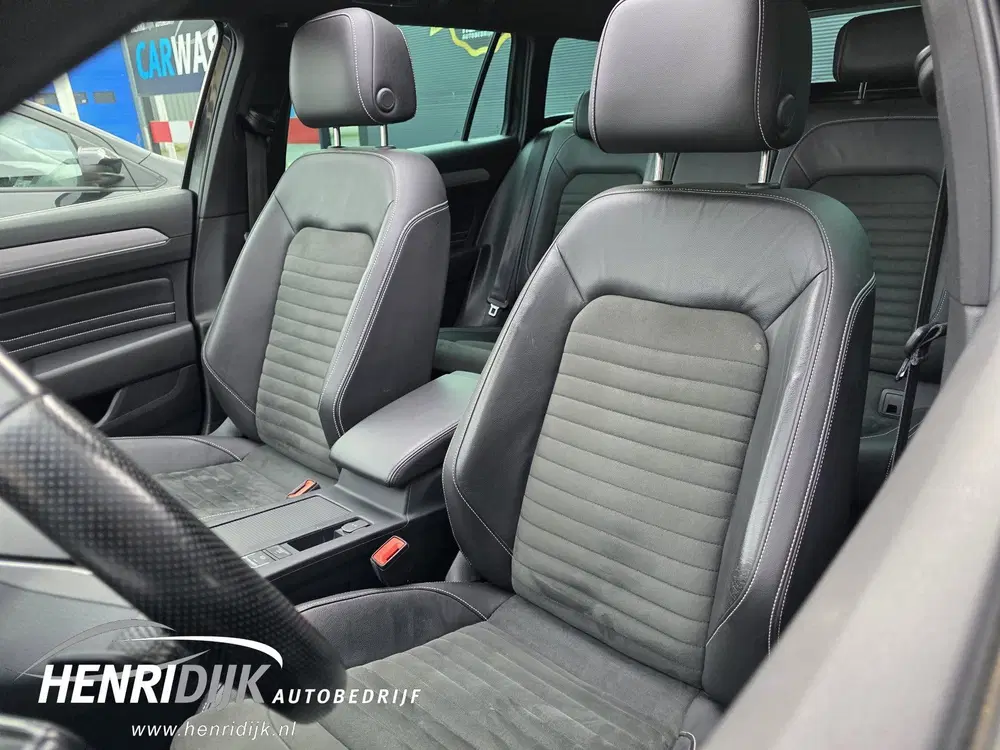 Volkswagen Passat 1.4 TSI PHEV GTE Business Pano uit 2022, foto 8