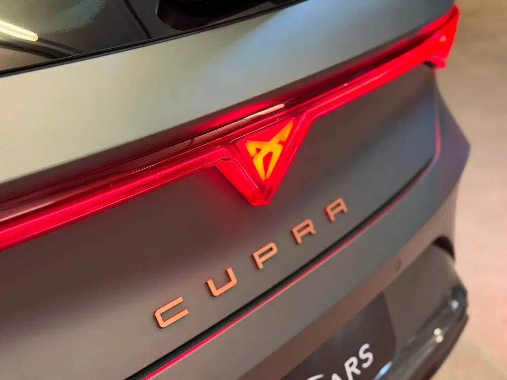 Cupra Leon 1.5 TSI e-Hybrid VZ Extreme 272PK uit 2024, foto 13