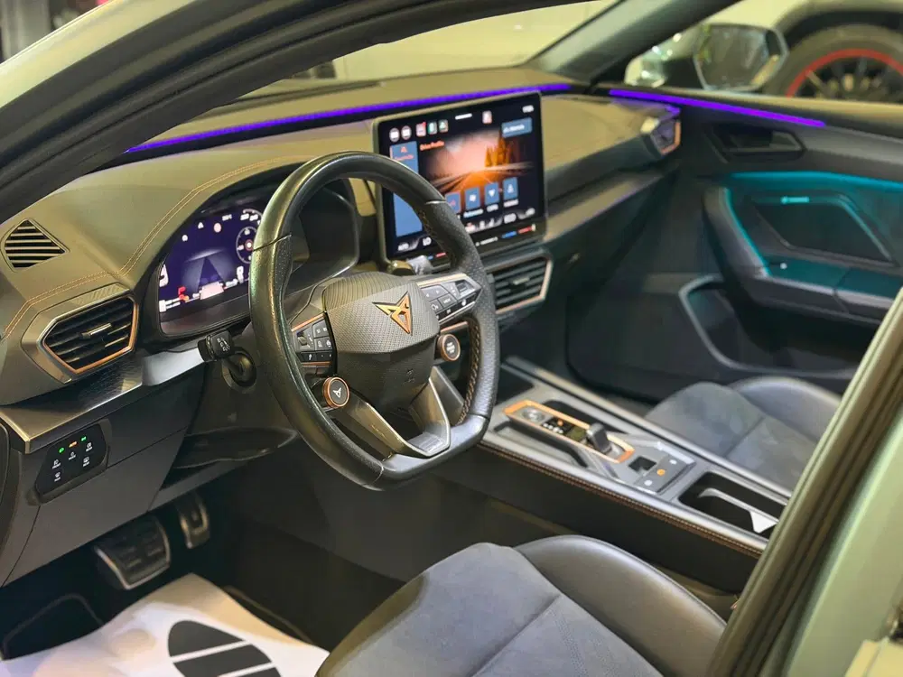 Cupra Leon 1.5 TSI e-Hybrid VZ Extreme 272PK uit 2024, foto 15