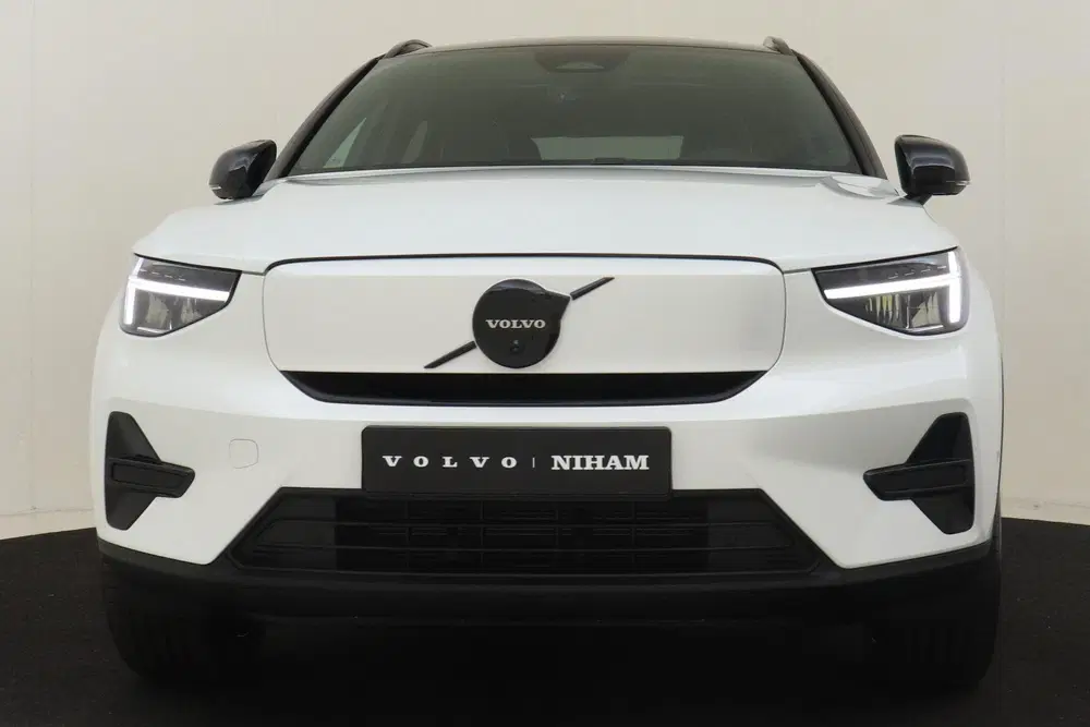 Volvo EX40 SINGLE MOTOR EXTENDED RANGE ULTRA BLACK ED uit 2026, foto 9