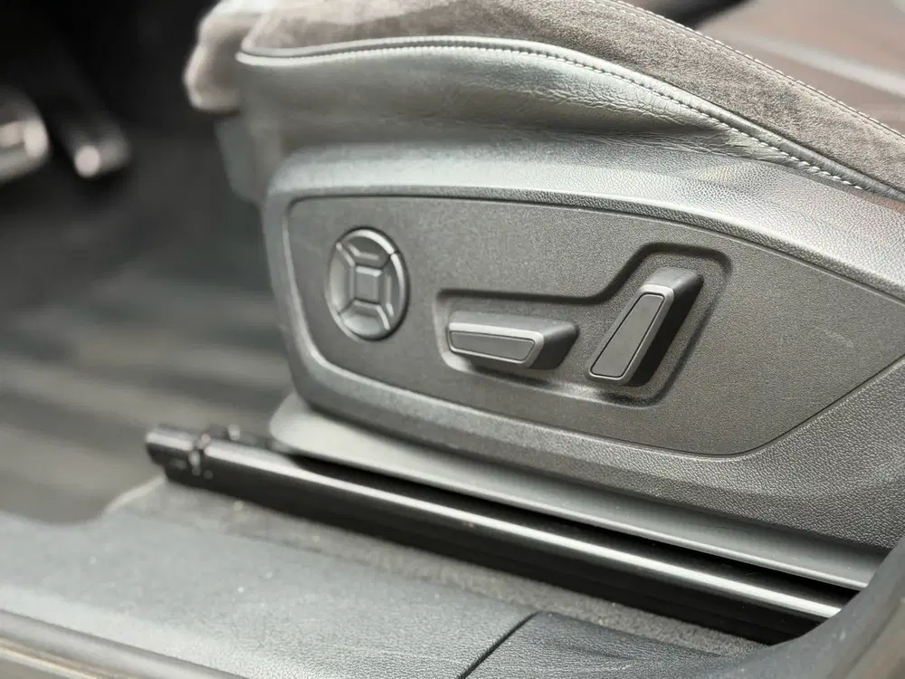 Audi Q3 45 TFSI quattro 3x S-Line RSQ3 Look Pano C uit 2019, foto 10