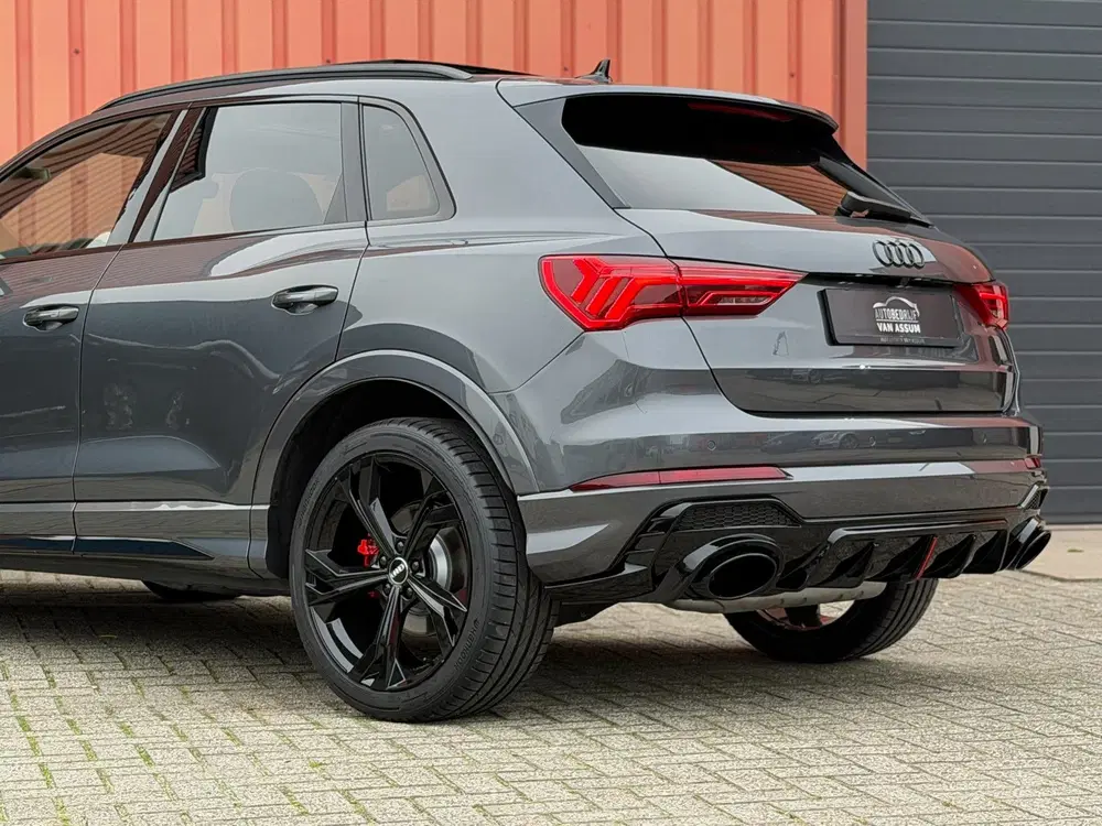 Audi Q3 45 TFSI quattro 3x S-Line RSQ3 Look Pano C uit 2019, foto 14