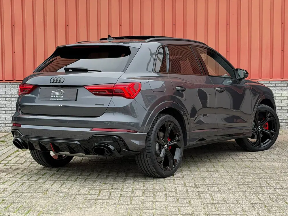 Audi Q3 45 TFSI quattro 3x S-Line RSQ3 Look Pano C uit 2019, foto 3