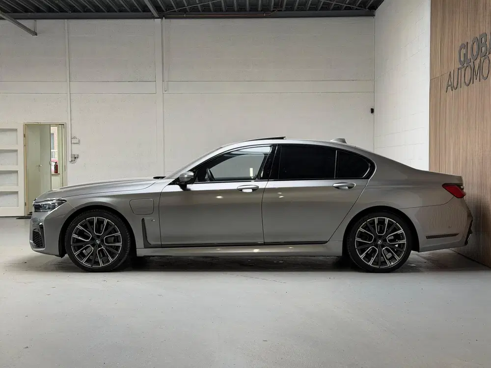 BMW 7-serie 745e High Executive uit 2019, foto 13