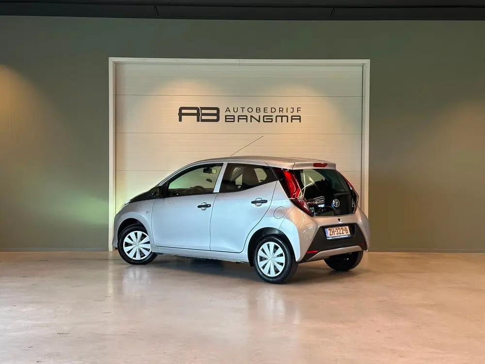 Toyota Aygo 1.0 VVT-i 5-DEURS X-uitv uit 2019, foto 2