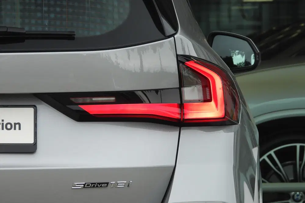 BMW X1 sDrive18i M Sport Automaat uit 2025, foto 10