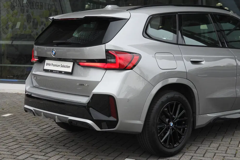 BMW X1 sDrive18i M Sport Automaat uit 2025, foto 12