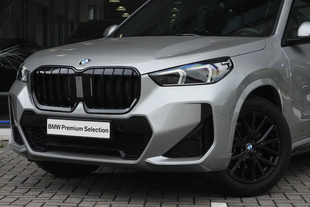 BMW X1 sDrive18i M Sport Automaat uit 2025, foto 2