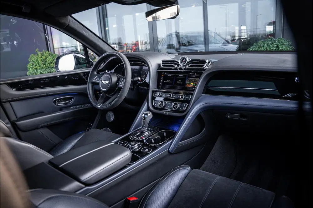 Bentley Bentayga 4.0 V8 S uit 2022, foto 10