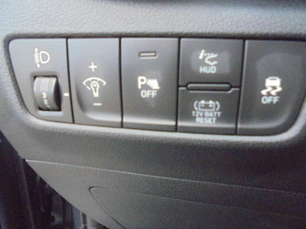 Hyundai KONA Hyundai Kona 1.6 GDI Hybrid airco trekhaak uit 2022, foto 15