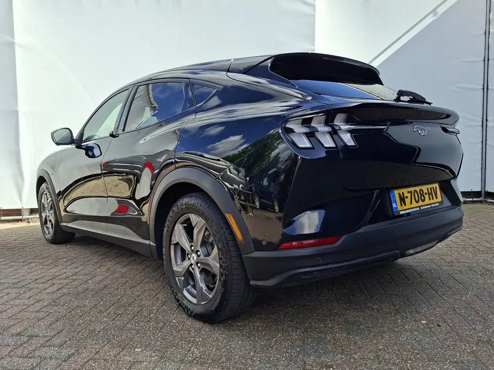 Ford Mustang Mach-E RWD 75 kWh Soh 93.5% Technology Pack Mem uit 2021, foto 2