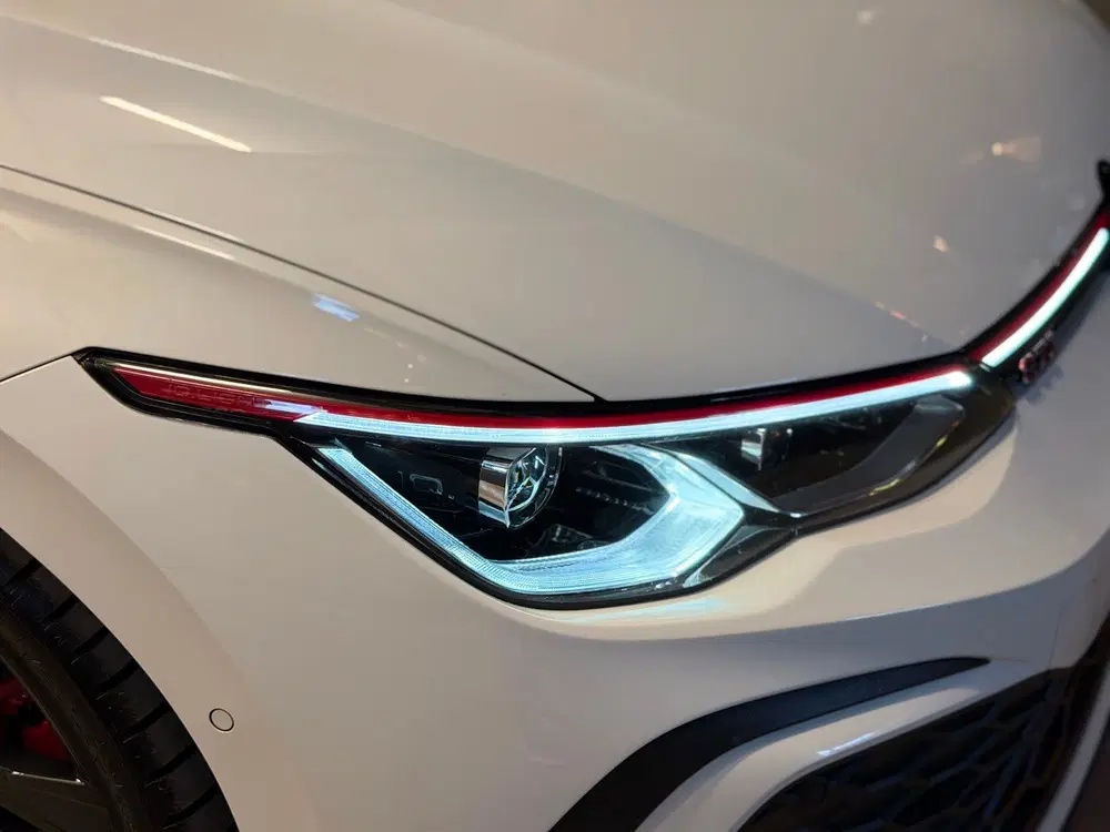 Volkswagen Golf 2.0 TSI GTI Perfomance uit 2021, foto 11