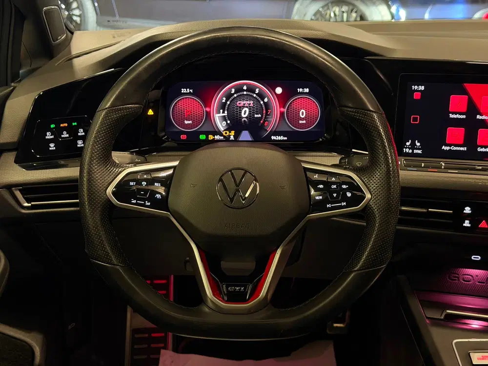 Volkswagen Golf 2.0 TSI GTI Perfomance uit 2021, foto 15