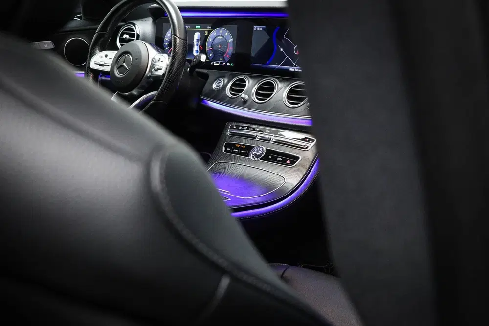 Mercedes-Benz E-Klasse 200 Business Solution Sport uit 2020, foto 12